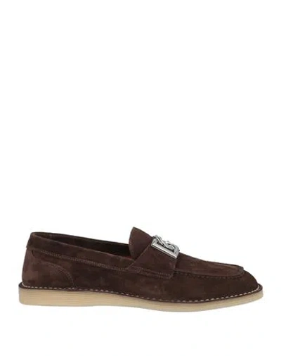 Dolce & Gabbana Loafer Aus Wildleder Mit Logo-schild In Marrone