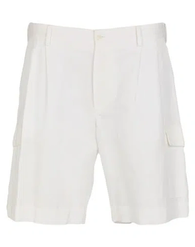 Dolce & Gabbana Man Shorts & Bermuda Shorts White Size 40 Cotton, Linen