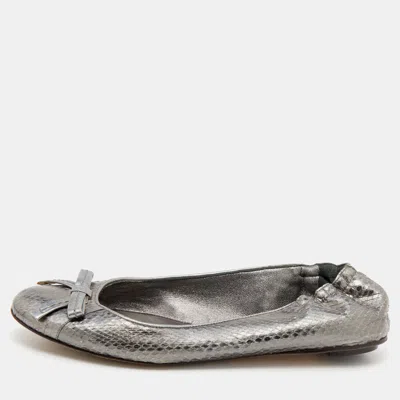 Pre-owned Dolce & Gabbana Metallic Grey Snakeskin Bow Ballet Flats Size 36.5