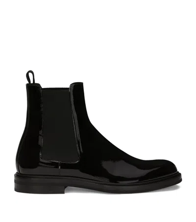 Dolce & Gabbana Patent Chelsea Boots In Black
