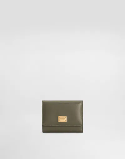 Dolce & Gabbana Plongé Calfskin Wallet In White