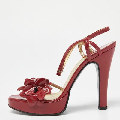 Pre-owned Dolce & Gabbana Red Patent Leather Flower Strappy Sandals Size 38