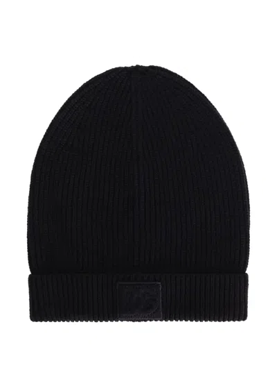 Dolce & Gabbana Ribbed Logo-plaque Beanie In Black
