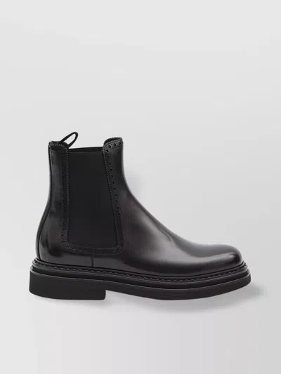 Dolce & Gabbana Round Toe Chelsea Boots With Brogue Detailing In Black
