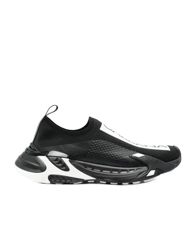 Dolce & Gabbana Round Toe Logo Low-cut Casual Shoes In Black