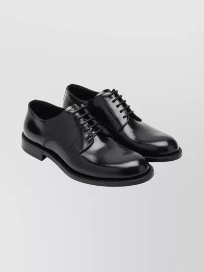 Dolce & Gabbana Round Toe Smooth Finish Leather Derby Shoes In Black