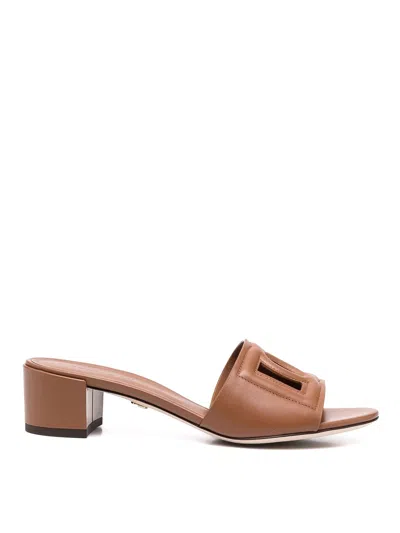 Dolce & Gabbana Logo-plaque Leather Sandals In Brown