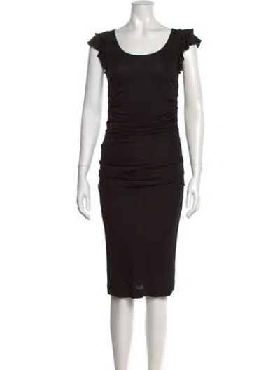 Pre-owned Dolce & Gabbana Scoop Neck Knee-length Dress In Black