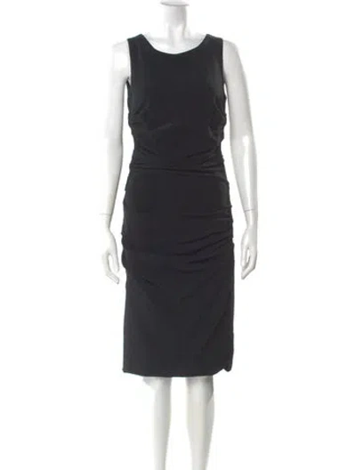 Pre-owned Dolce & Gabbana Scoop Neck Knee-length Dress In Black