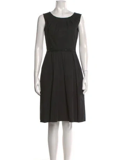 Pre-owned Dolce & Gabbana Scoop Neck Knee-length Dress In Black