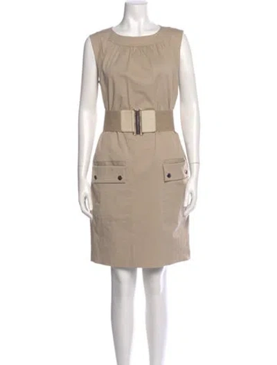 Pre-owned Dolce & Gabbana Scoop Neck Knee-length Dress In Neutral