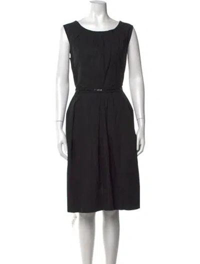 Pre-owned Dolce & Gabbana Scoop Neck Midi Length Dress In Black
