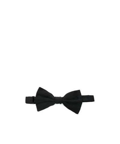 Dolce & Gabbana Silk Bow Tie In Black