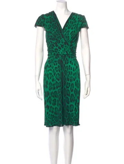 Pre-owned Dolce & Gabbana Silk Knee-length Dress In Green
