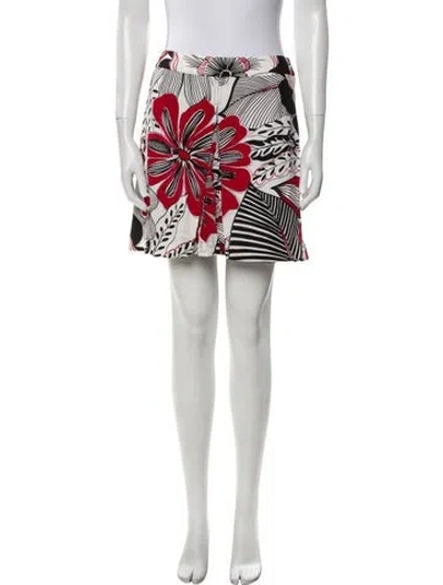 Pre-owned Dolce & Gabbana Silk Midi Length Skirt In White