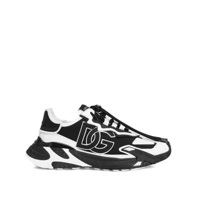 Dolce & Gabbana Logo-embroidered Chunky Sneakers In Black