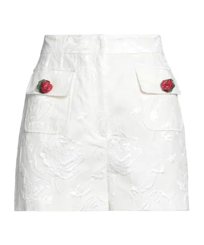 Dolce & Gabbana Solid Color Shorts In White