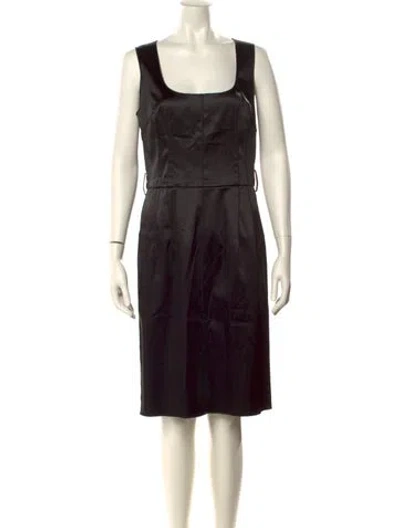 Pre-owned Dolce & Gabbana Square Neckline Knee-length Dress In Black