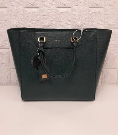 Dolce & Gabbana Trapezoid Handbag In Black