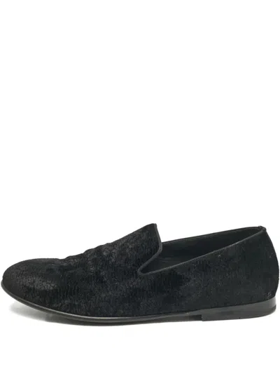 Pre-owned Dolce & Gabbana Velvet Loafers In Black