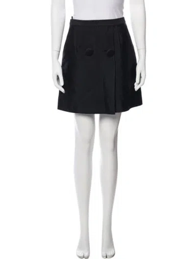 Pre-owned Dolce & Gabbana Virgin Wool Knee-length Skirt In Black