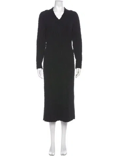 Pre-owned Dolce & Gabbana Virgin Wool Long Dress In Gray
