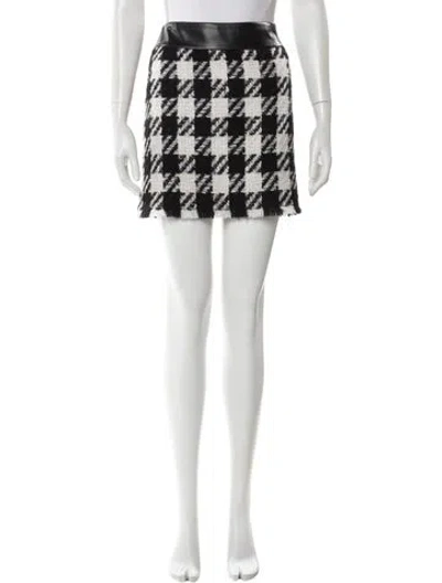 Pre-owned Dolce & Gabbana Virgin Wool Mini Skirt In Black