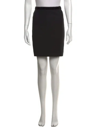 Pre-owned Dolce & Gabbana Virgin Wool Mini Skirt In Black