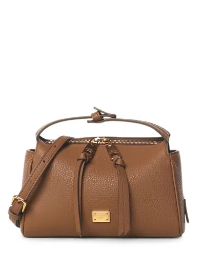 Dolce & Gabbana Vittoria Logo-plaque Leather Tote Bag In Brown