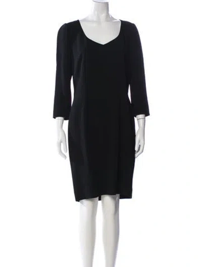Pre-owned Dolce & Gabbana V-neck Knee-length Dress In Black