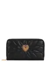 Dolce & Gabbana Quilted Heart Wallets Gold-tone Hardware In Black