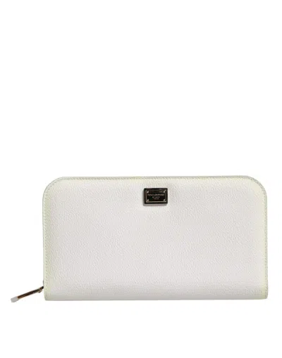 Pre-owned Dolce & Gabbana White Leather Logo Plaque Zip Around Continental Women's Wallet ()