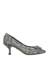 Dolce & Gabbana Bellucci 60 Lace Pumps With Brooch Detail In Grey