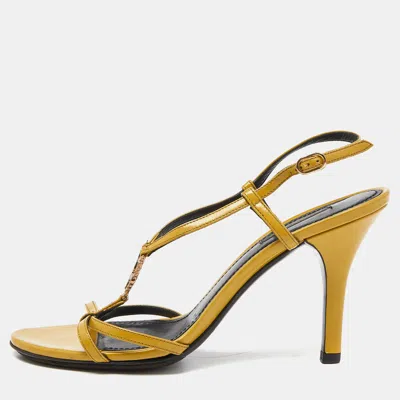 Pre-owned Dolce & Gabbana Yellow Patent Leather Heritage T-strap Sandals Size 38