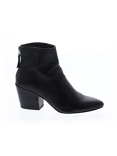 Pre-owned Dolce Vita Ankle Boots In Black