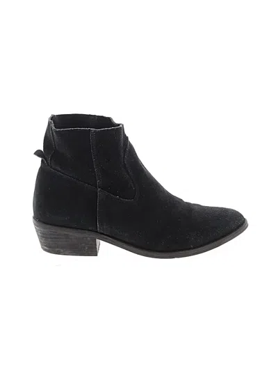 Pre-owned Dolce Vita Ankle Boots In Black