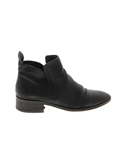 Pre-owned Dolce Vita Ankle Boots In Black