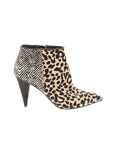 Pre-owned Dolce Vita Ankle Boots In Ivory