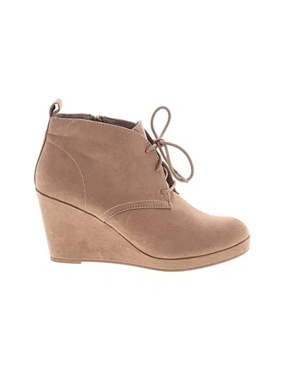 Pre-owned Dolce Vita Ankle Boots In Tan