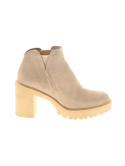 Pre-owned Dolce Vita Ankle Boots In Tan