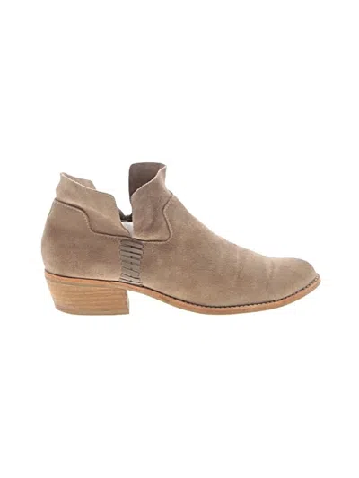 Pre-owned Dolce Vita Ankle Boots In Tan