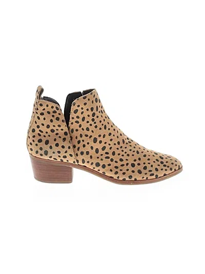 Pre-owned Dolce Vita Ankle Boots In White