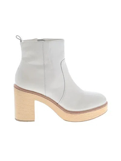 Pre-owned Dolce Vita Ankle Boots In White