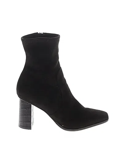 Pre-owned Dolce Vita Boots In Black