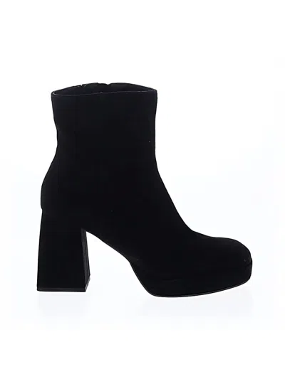 Pre-owned Dolce Vita Boots In Black