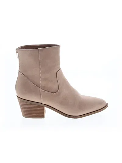 Pre-owned Dolce Vita Boots In Brown