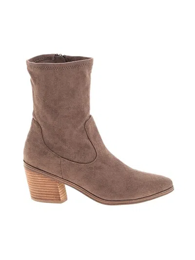 Pre-owned Dolce Vita Boots In Brown