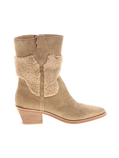 Pre-owned Dolce Vita Boots In Tan