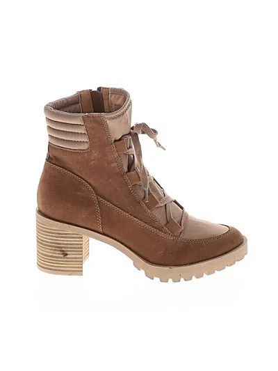 Pre-owned Dolce Vita Boots In Tan
