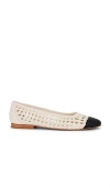 Dolce Vita Catia Flat In White